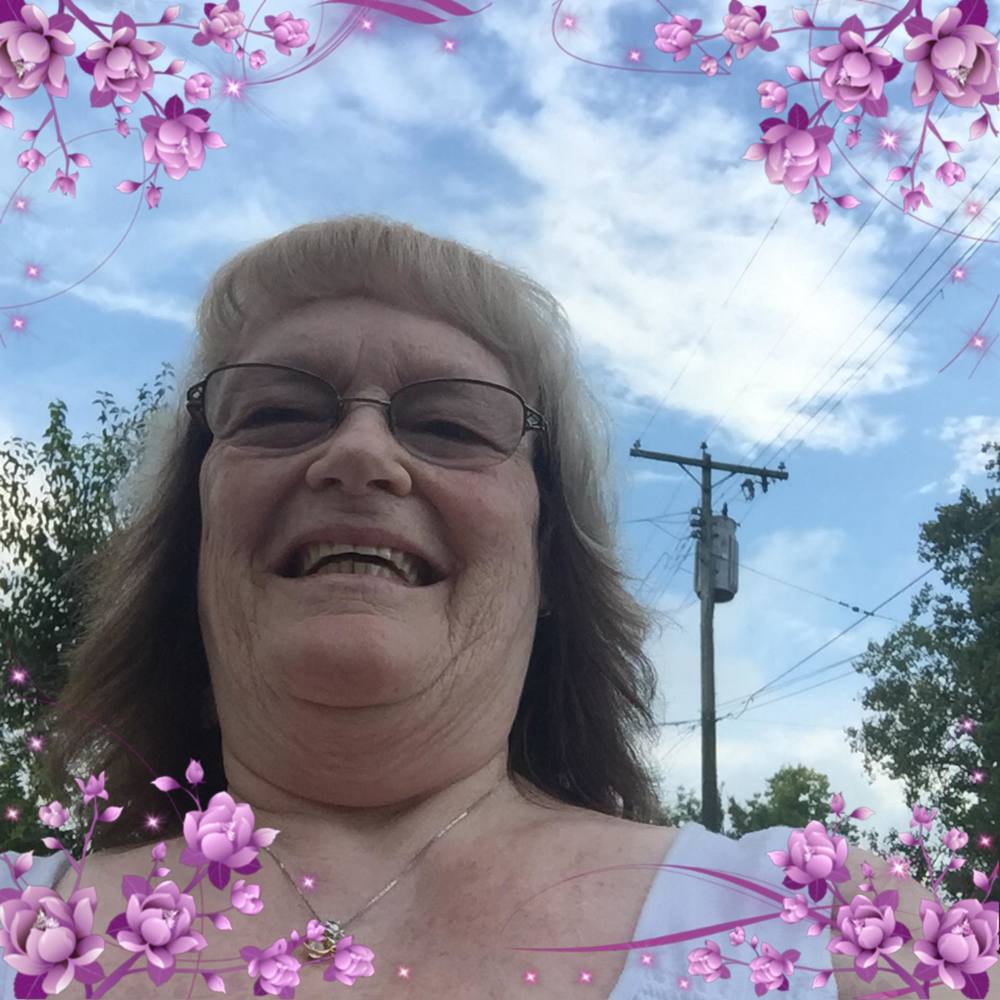 Meet your Posher, Pamela